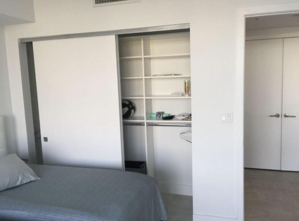 1180 N Federal Highway 1009