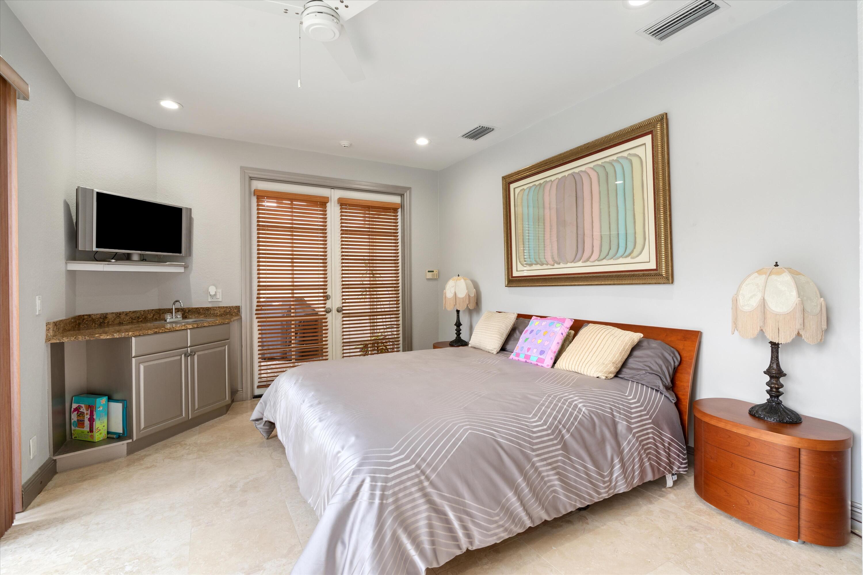 2514 NW 64th Boulevard