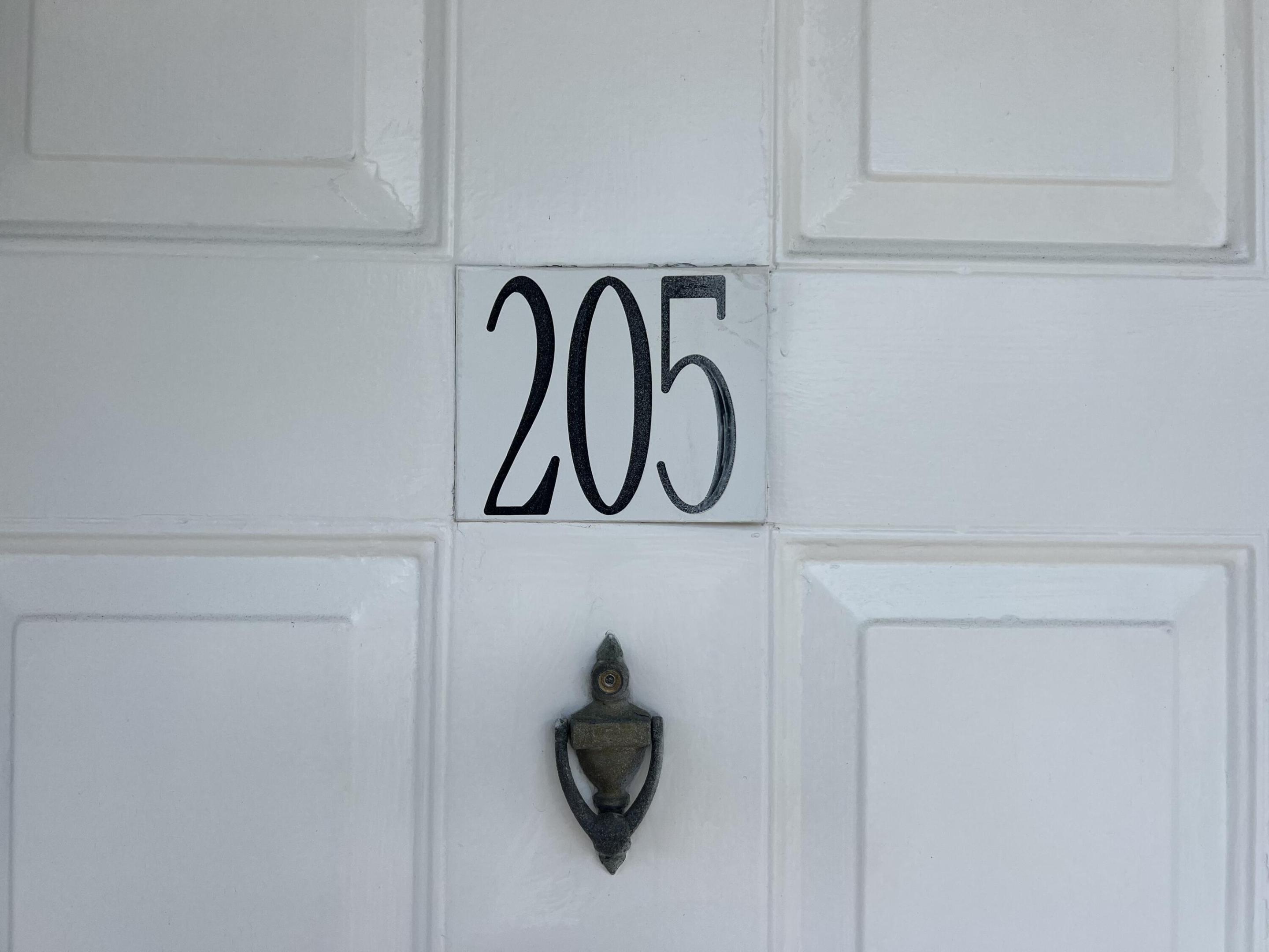 6169 Balboa Circle 205