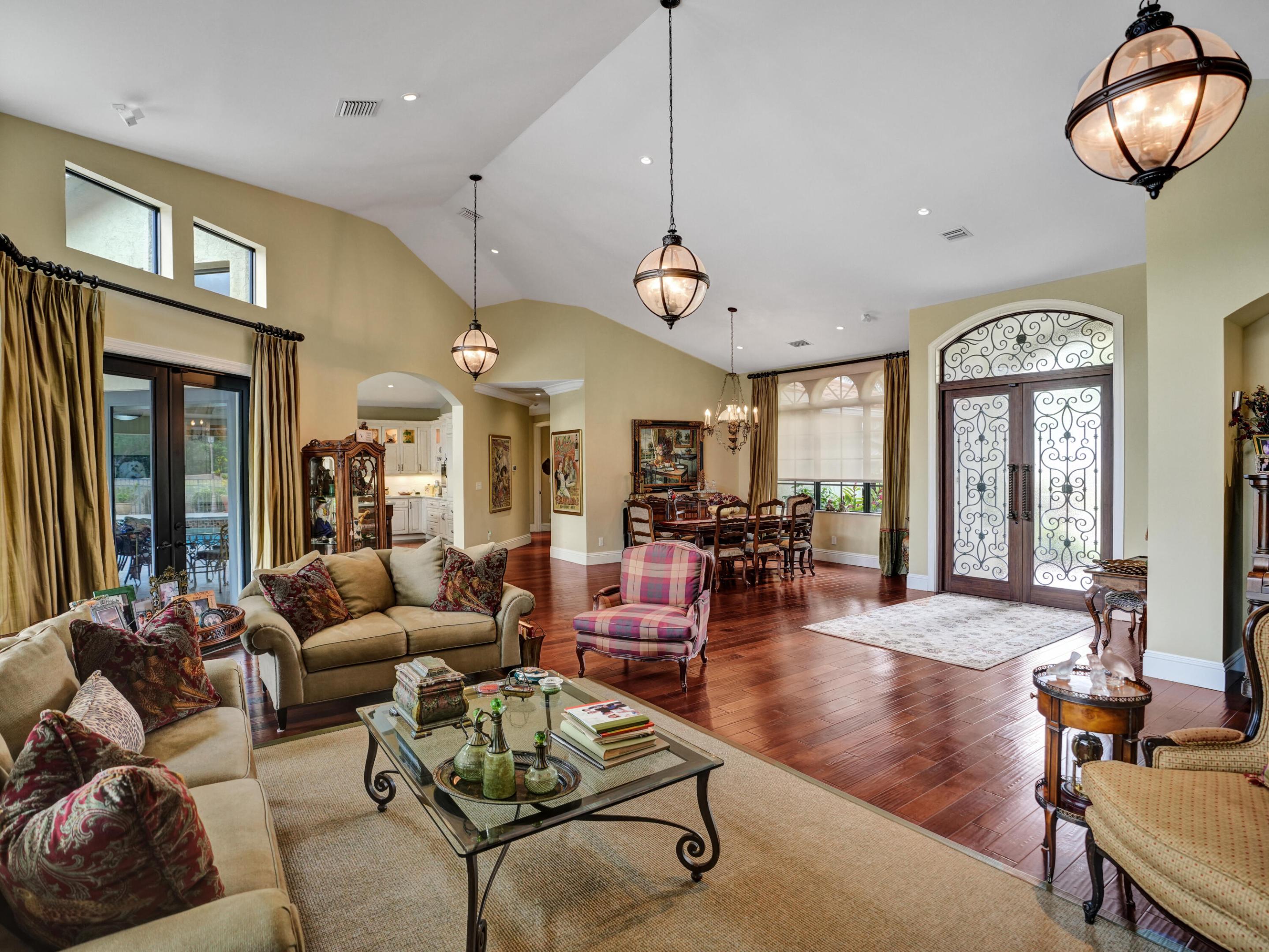 10646 Boca Woods Lane