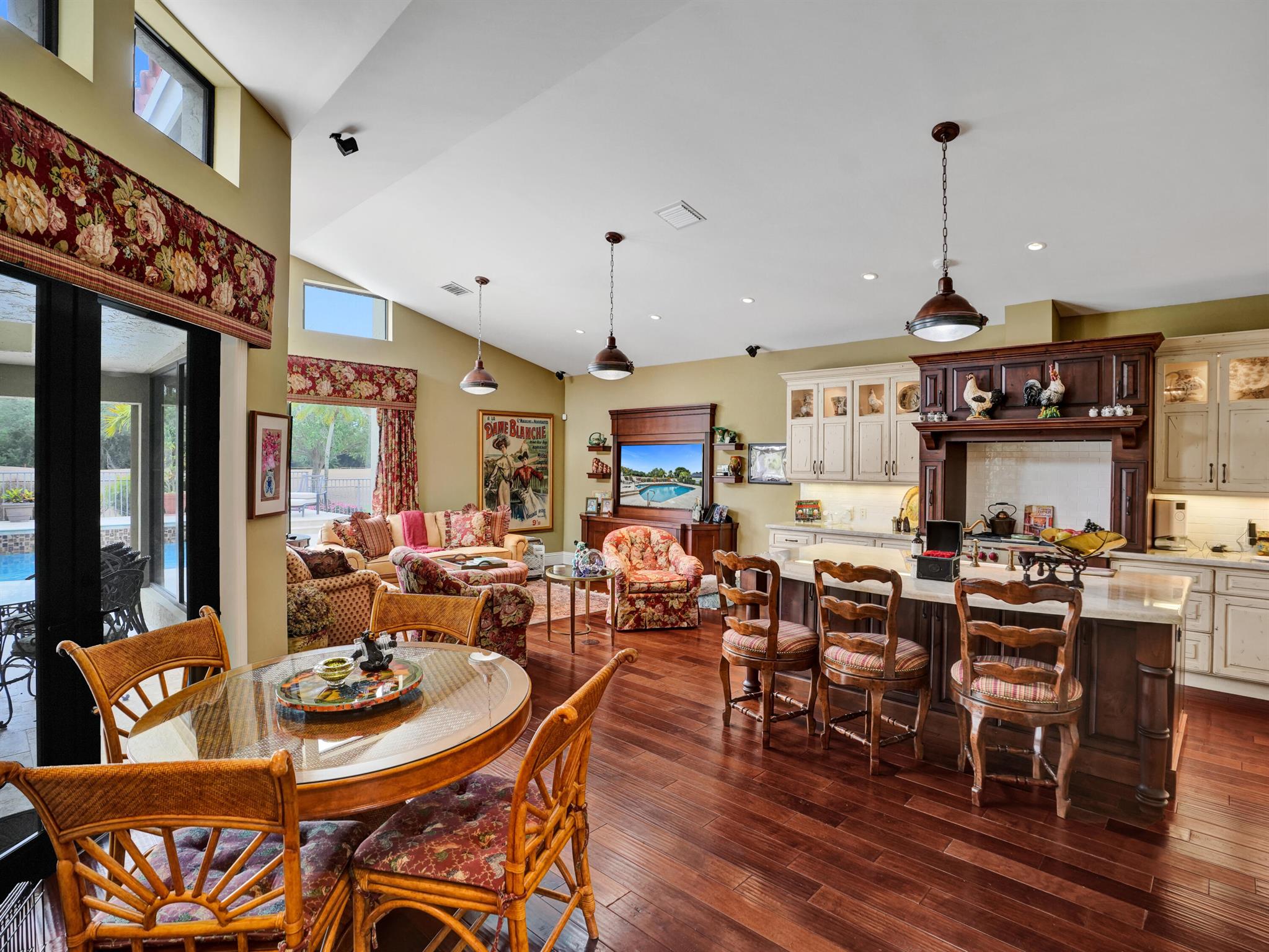 10646 Boca Woods Lane