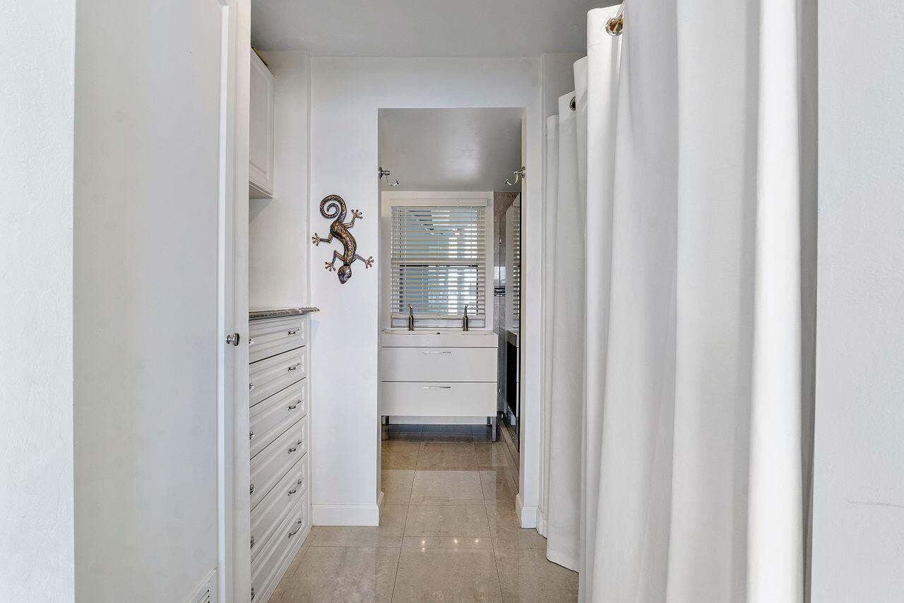 1221 Hillsboro Mile 36b