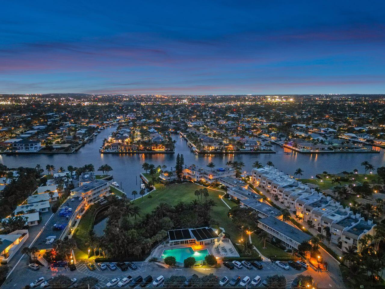 1221 Hillsboro Mile 36b