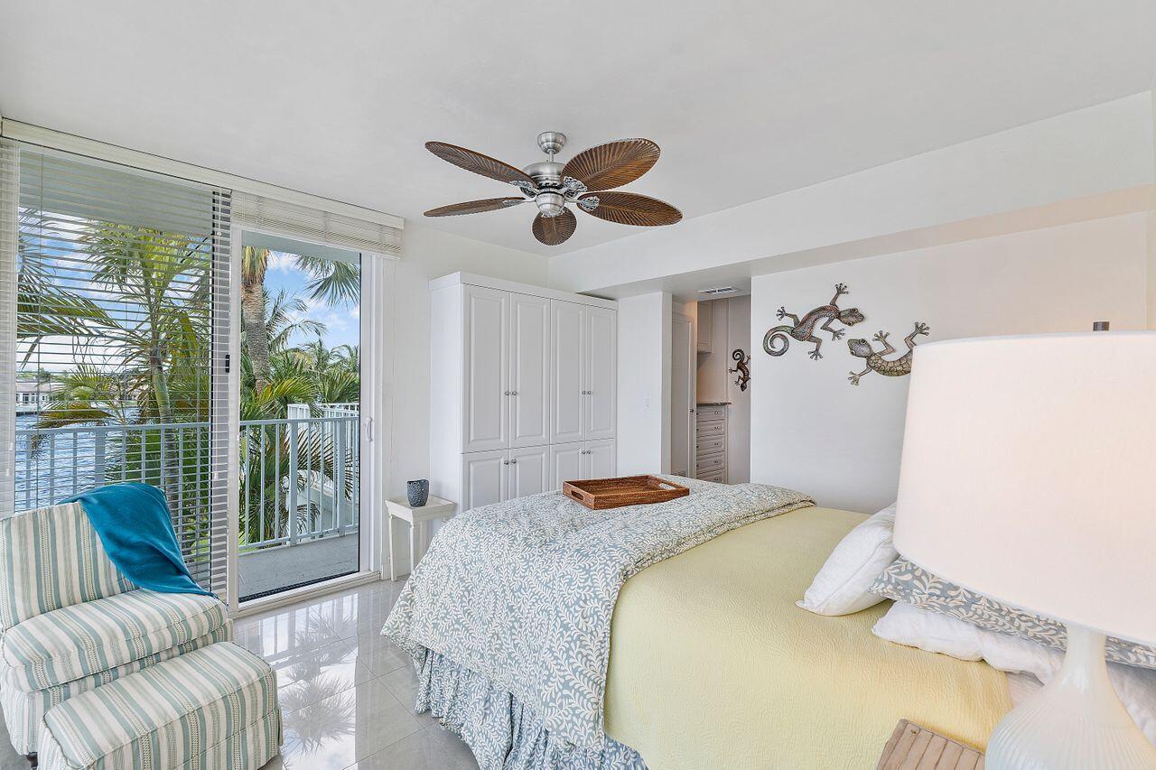 1221 Hillsboro Mile 36b