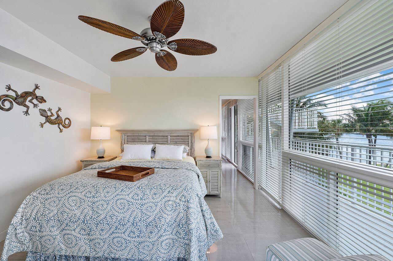 1221 Hillsboro Mile 36b