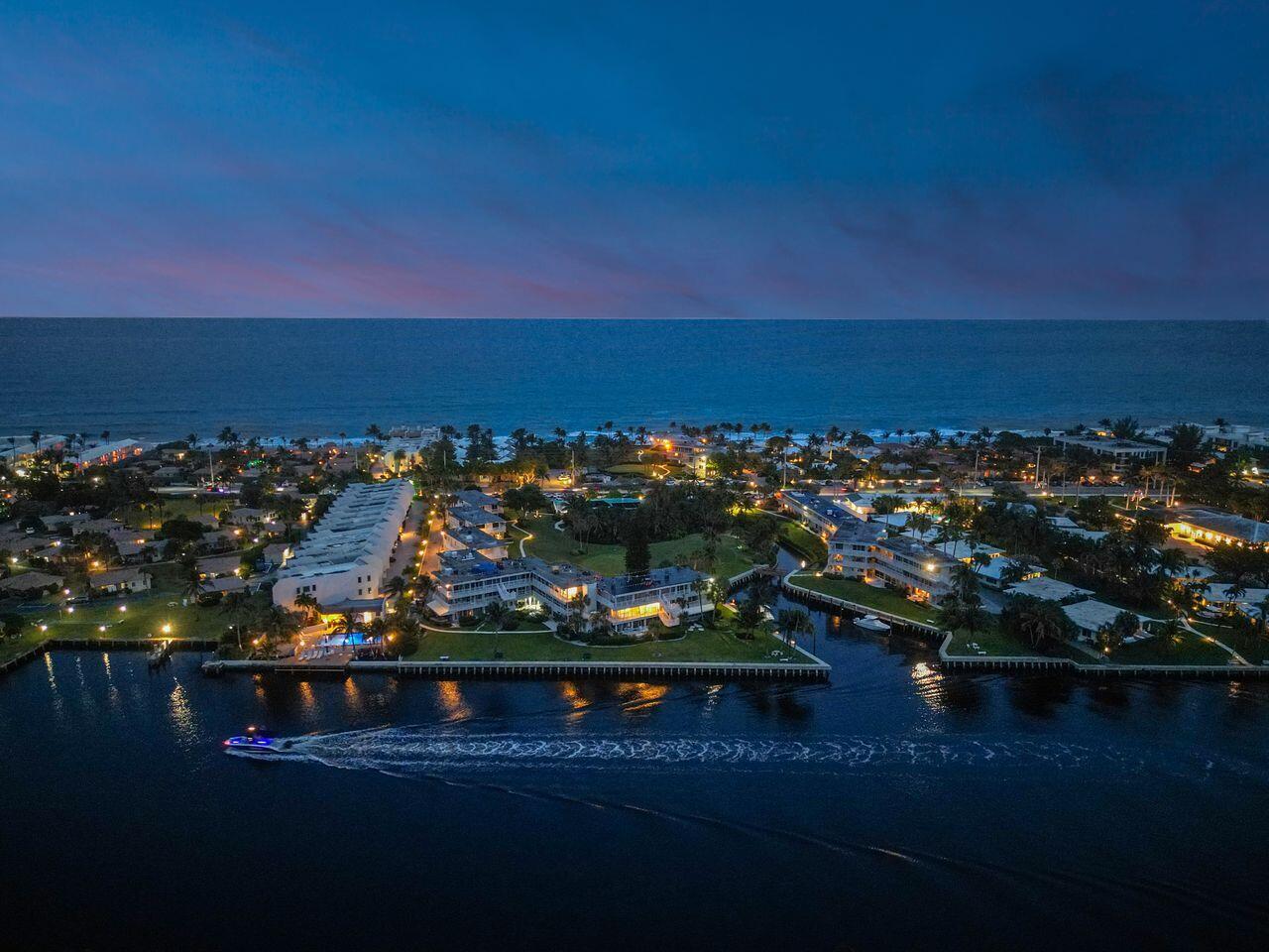 1221 Hillsboro Mile 36b