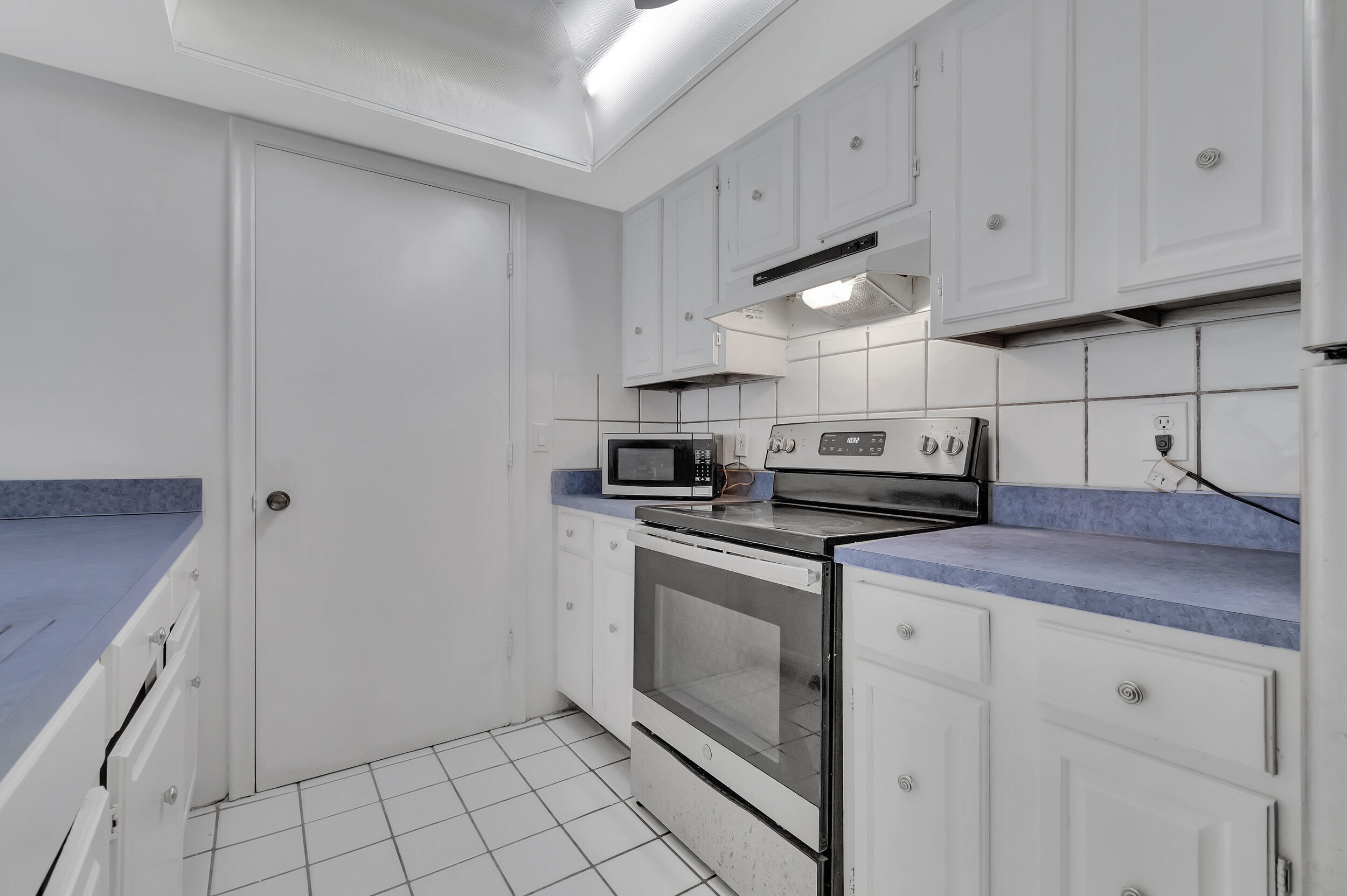 20305 Boca West Drive 1906