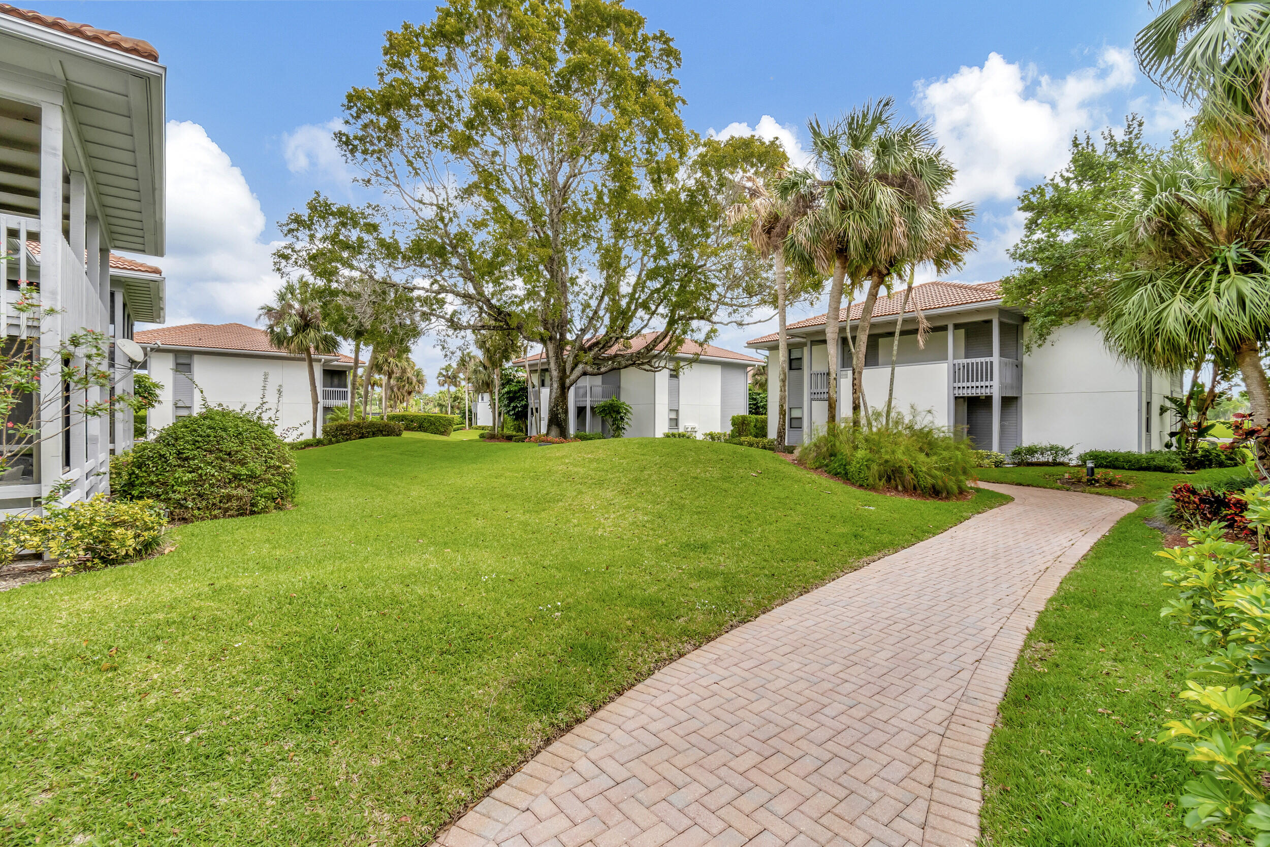 20305 Boca West Drive 1906