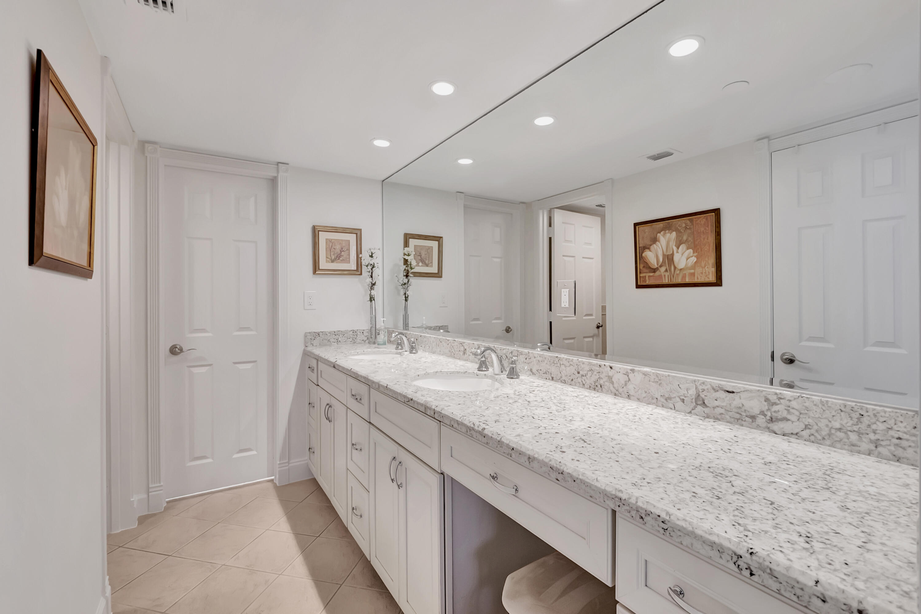 3400 S Ocean Boulevard 11b