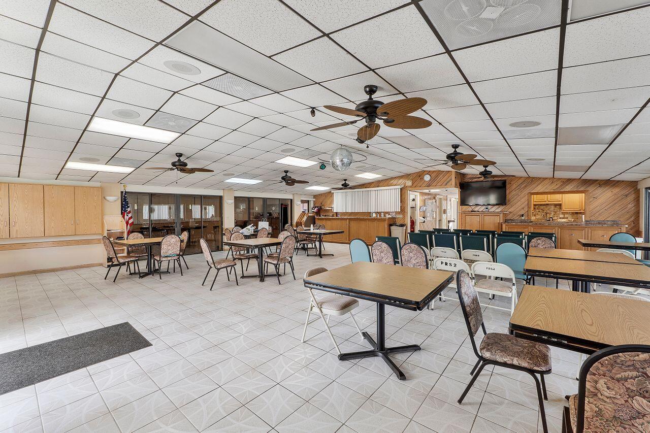 241 Pine Hov Cir Circle D-2