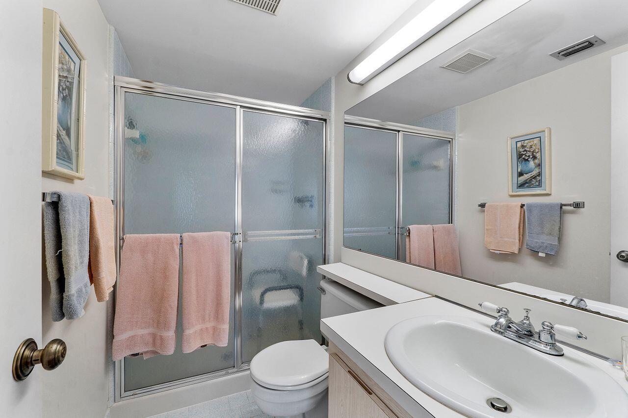 241 Pine Hov Cir Circle D-2