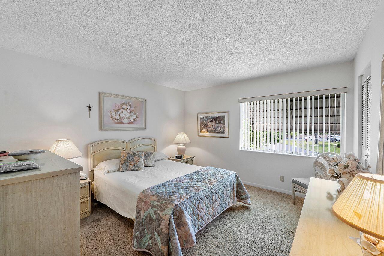 241 Pine Hov Cir Circle D-2