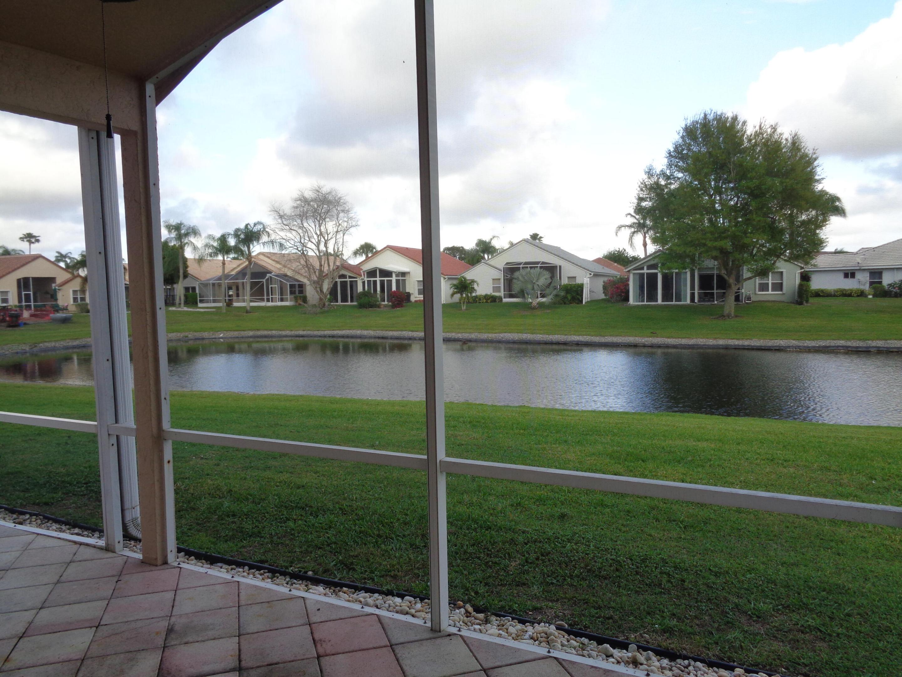 7512 Stirling Bridge Boulevard N