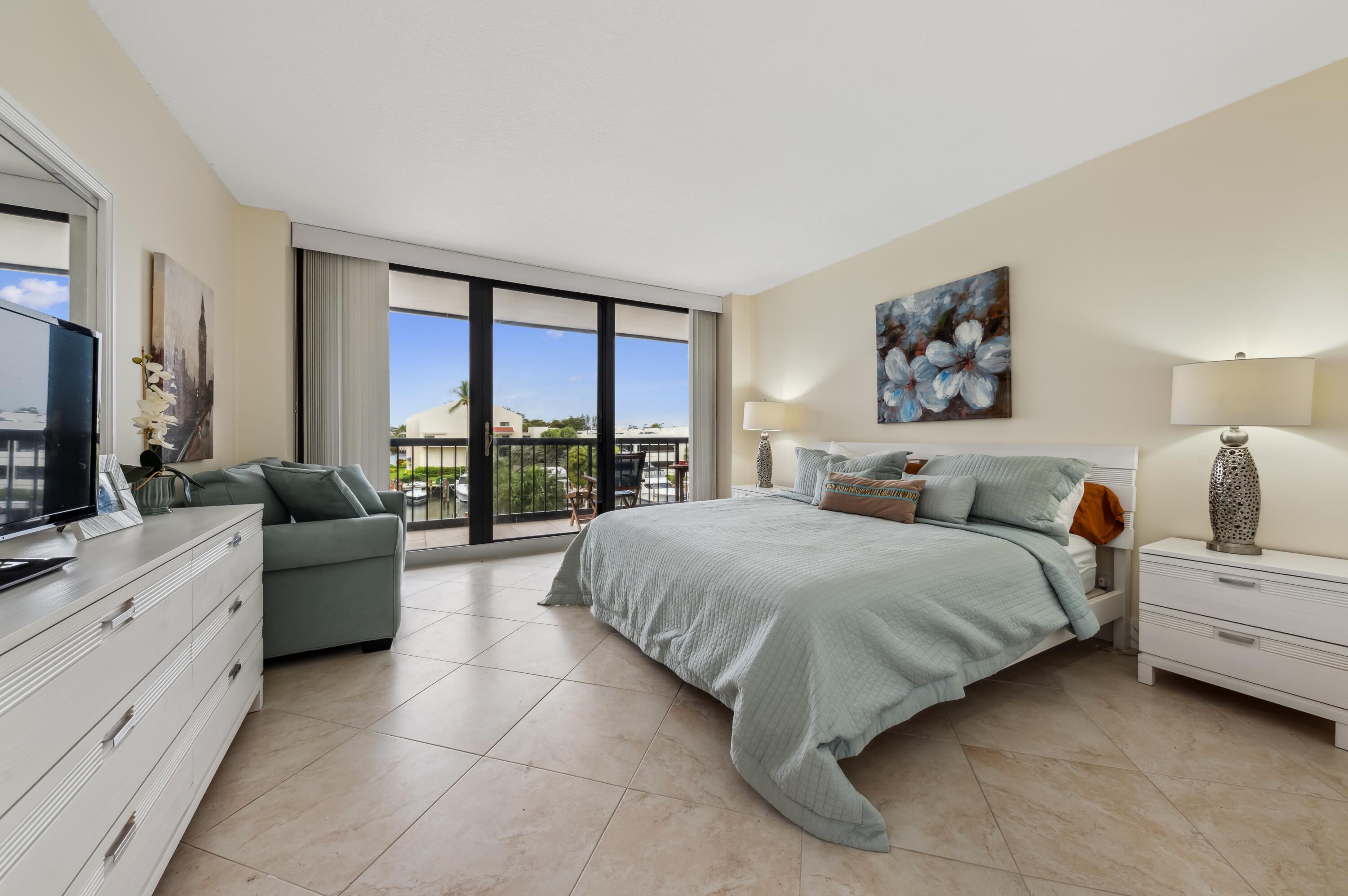 4748 S Ocean Boulevard 306
