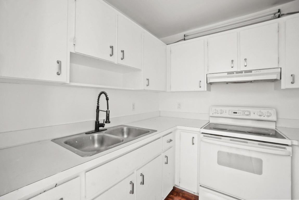 12056 Ellison Wilson Road