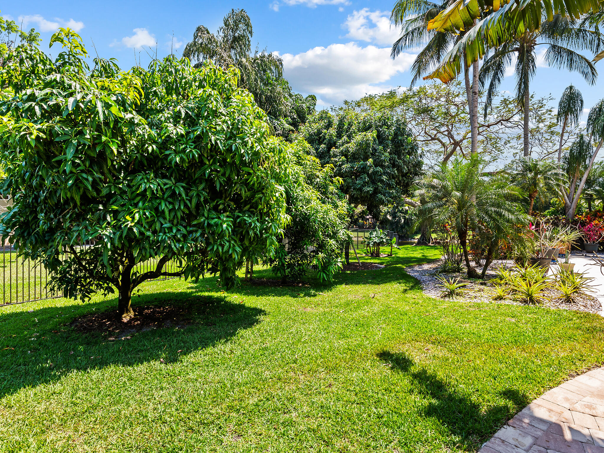 12800 Kapok Lane, Davie