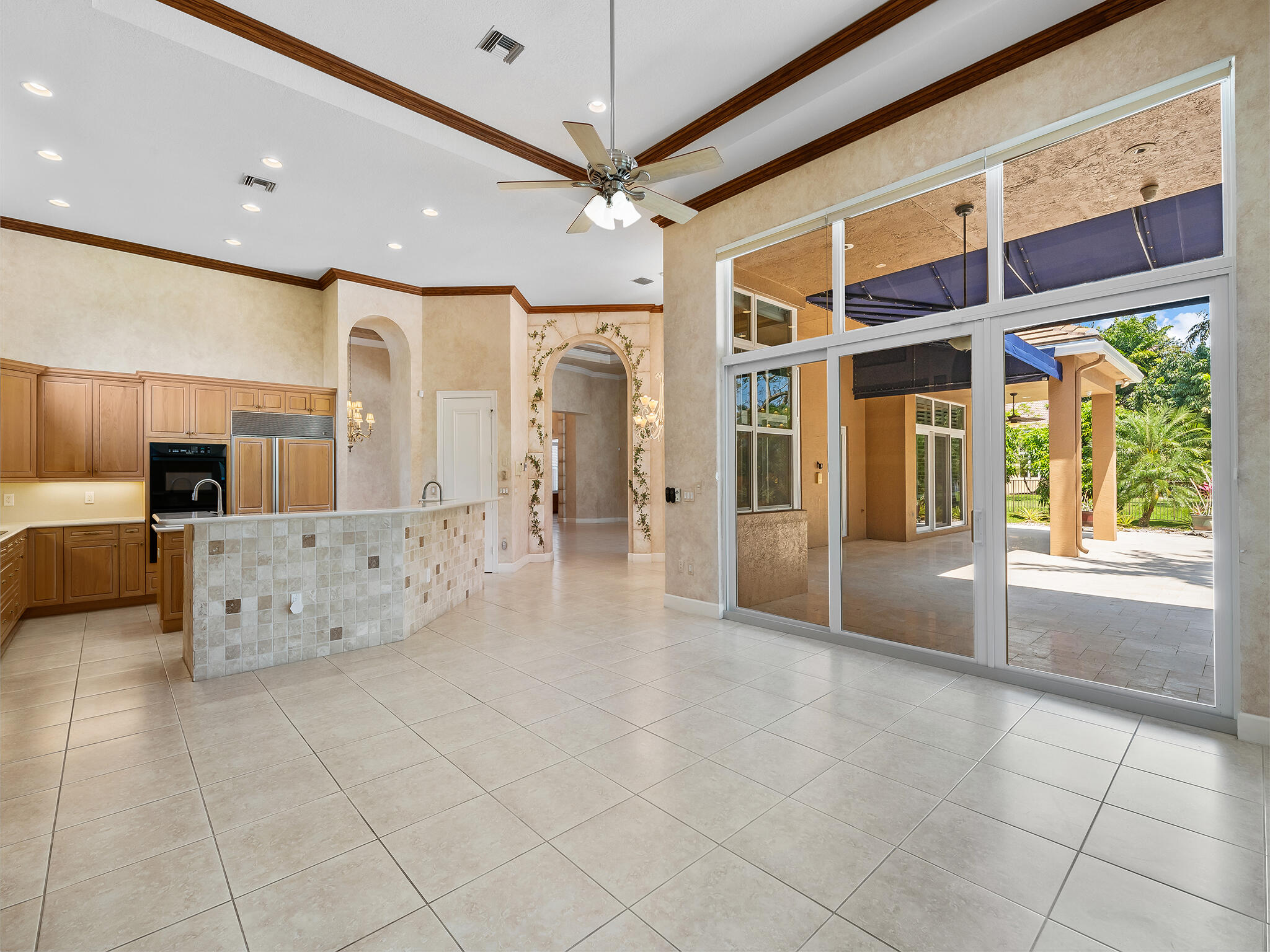 12800 Kapok Lane, Davie