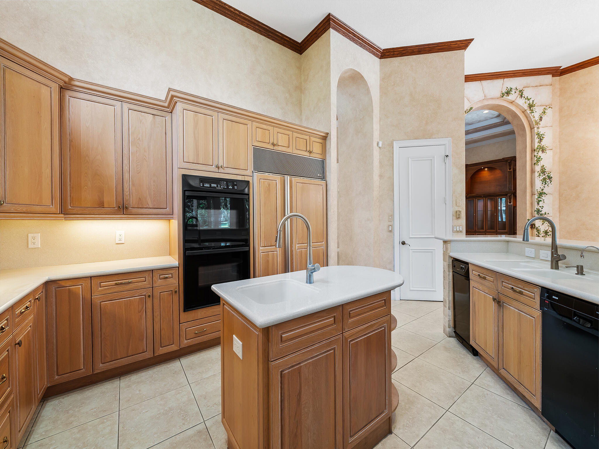 12800 Kapok Lane, Davie