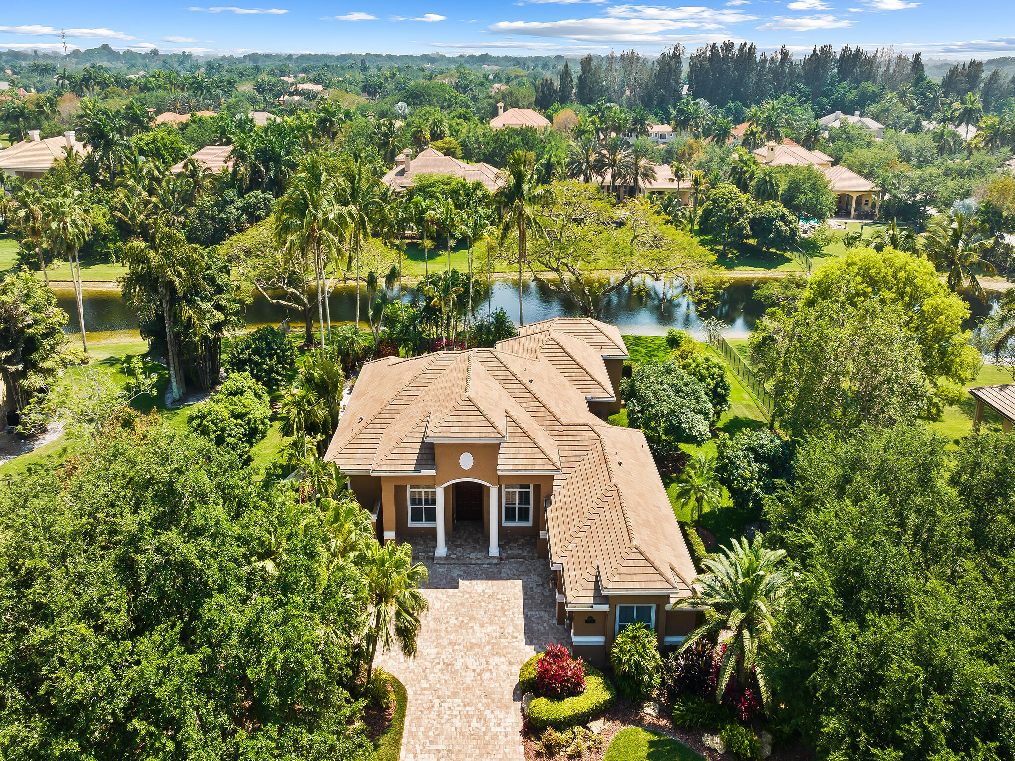 12800 Kapok Lane, Davie