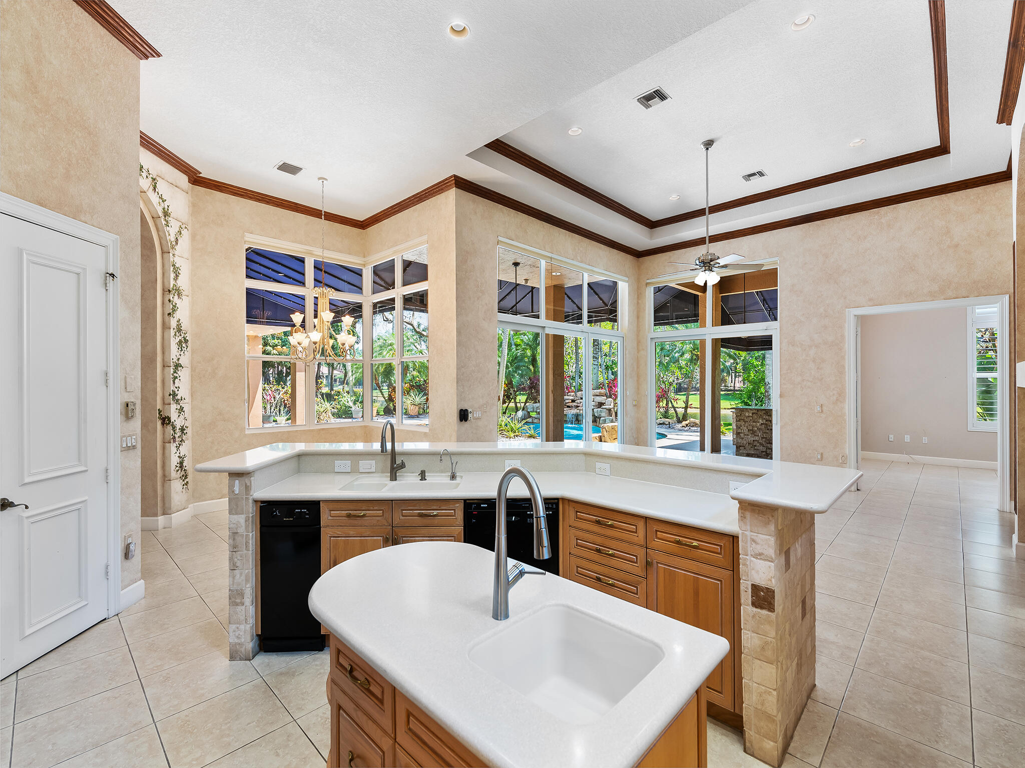 12800 Kapok Lane, Davie