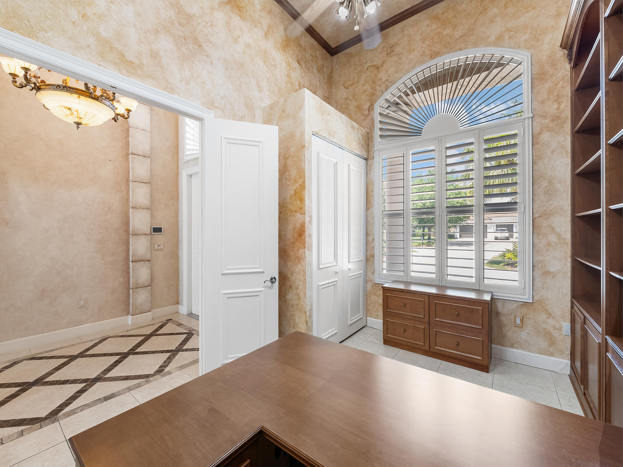 12800 Kapok Lane, Davie