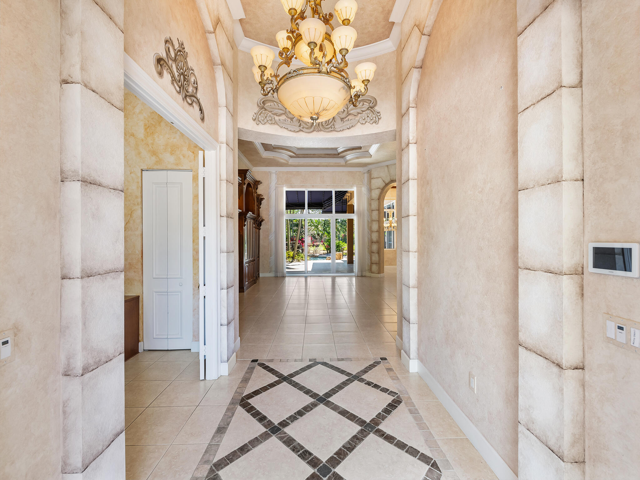 12800 Kapok Lane, Davie