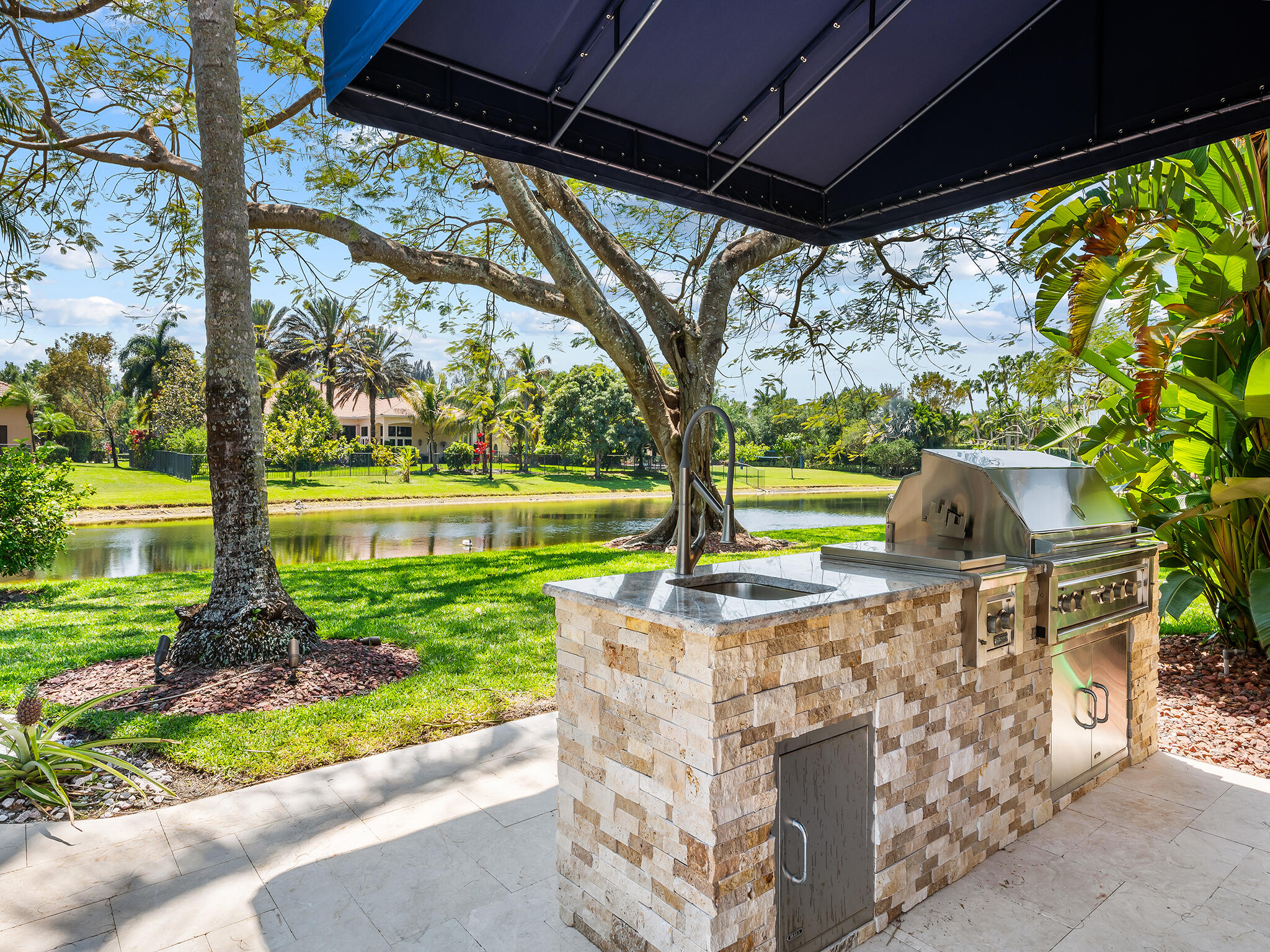 12800 Kapok Lane, Davie