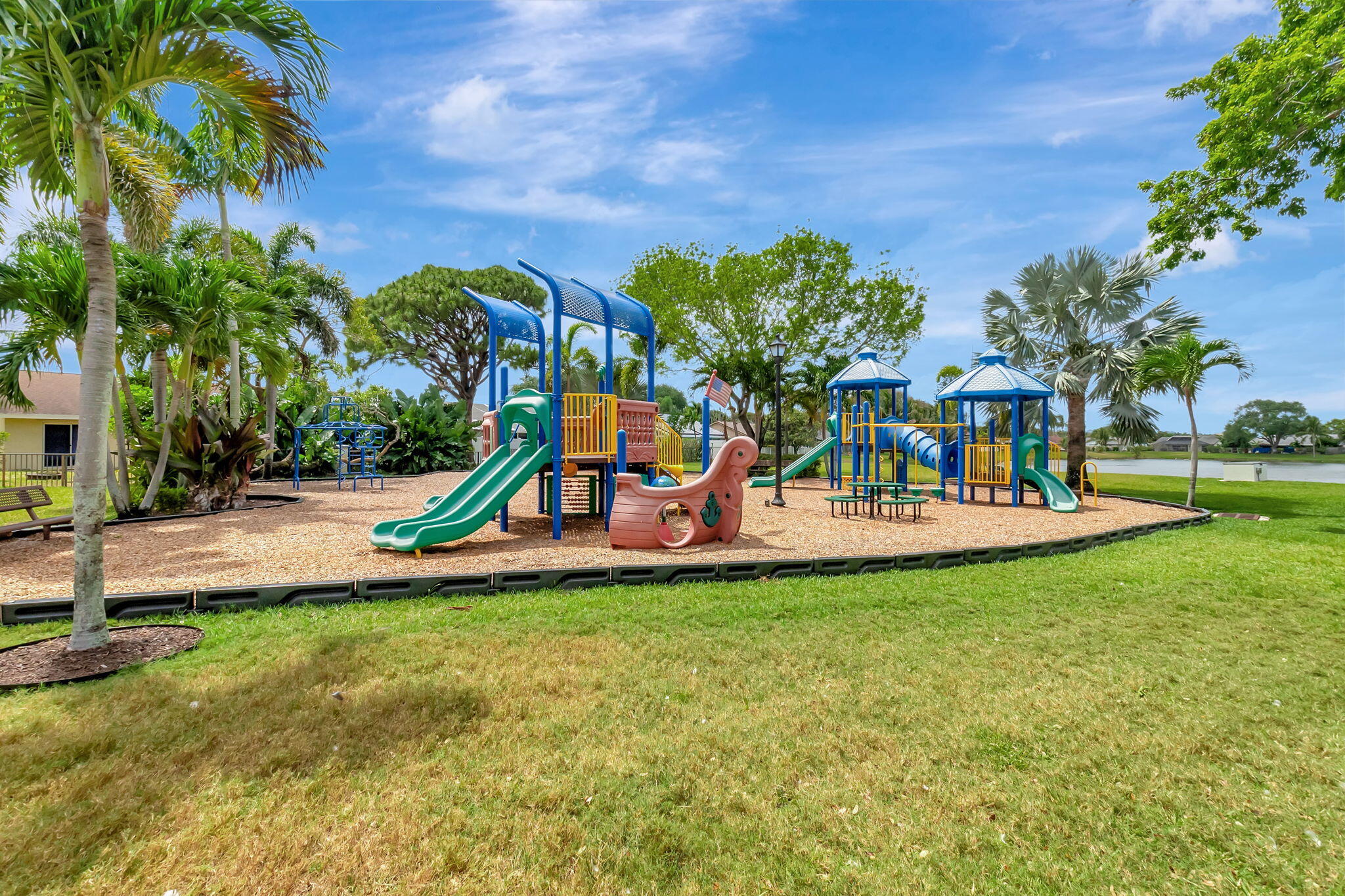 836 NW 9th Way