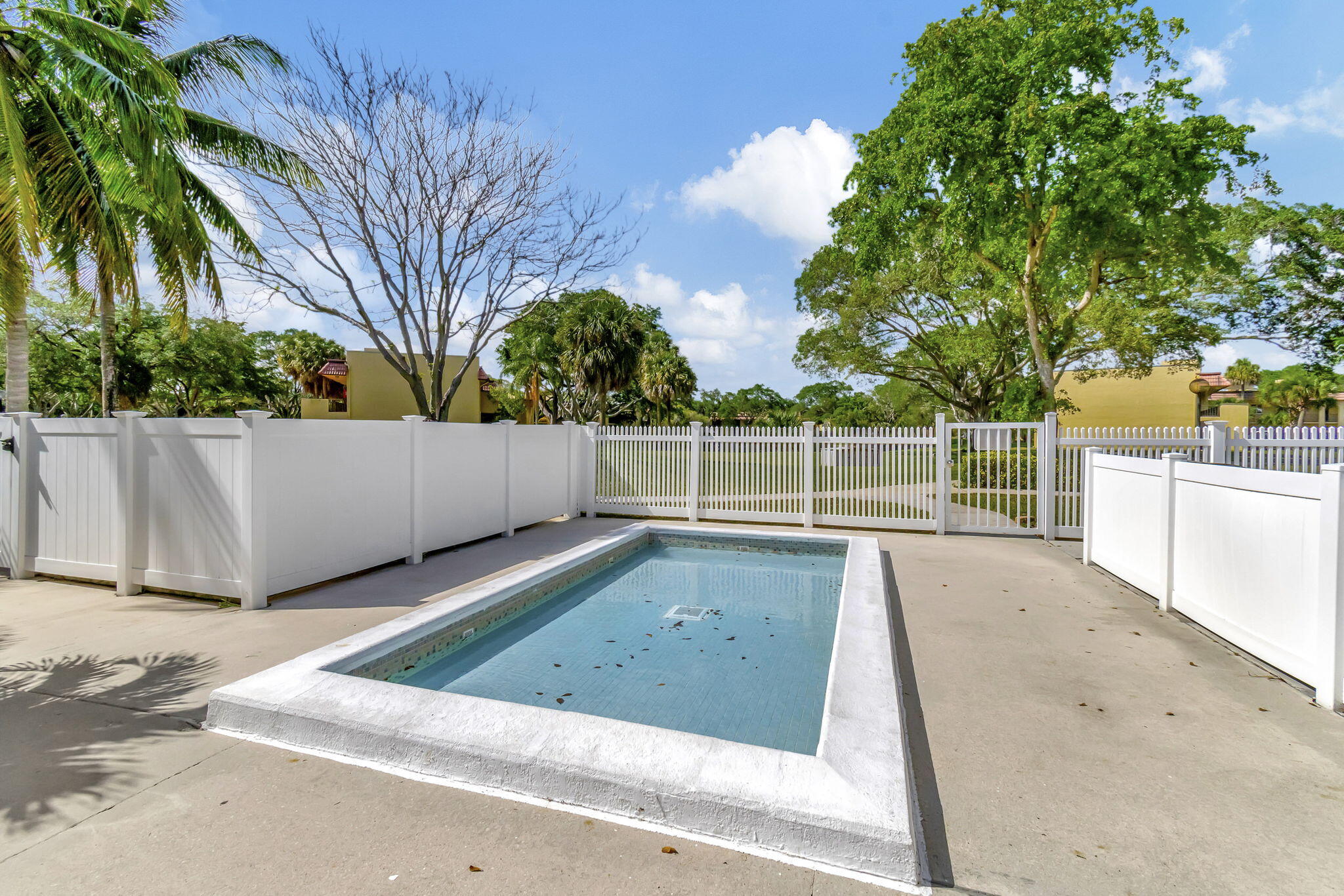 836 SW 9th Street Circle 103