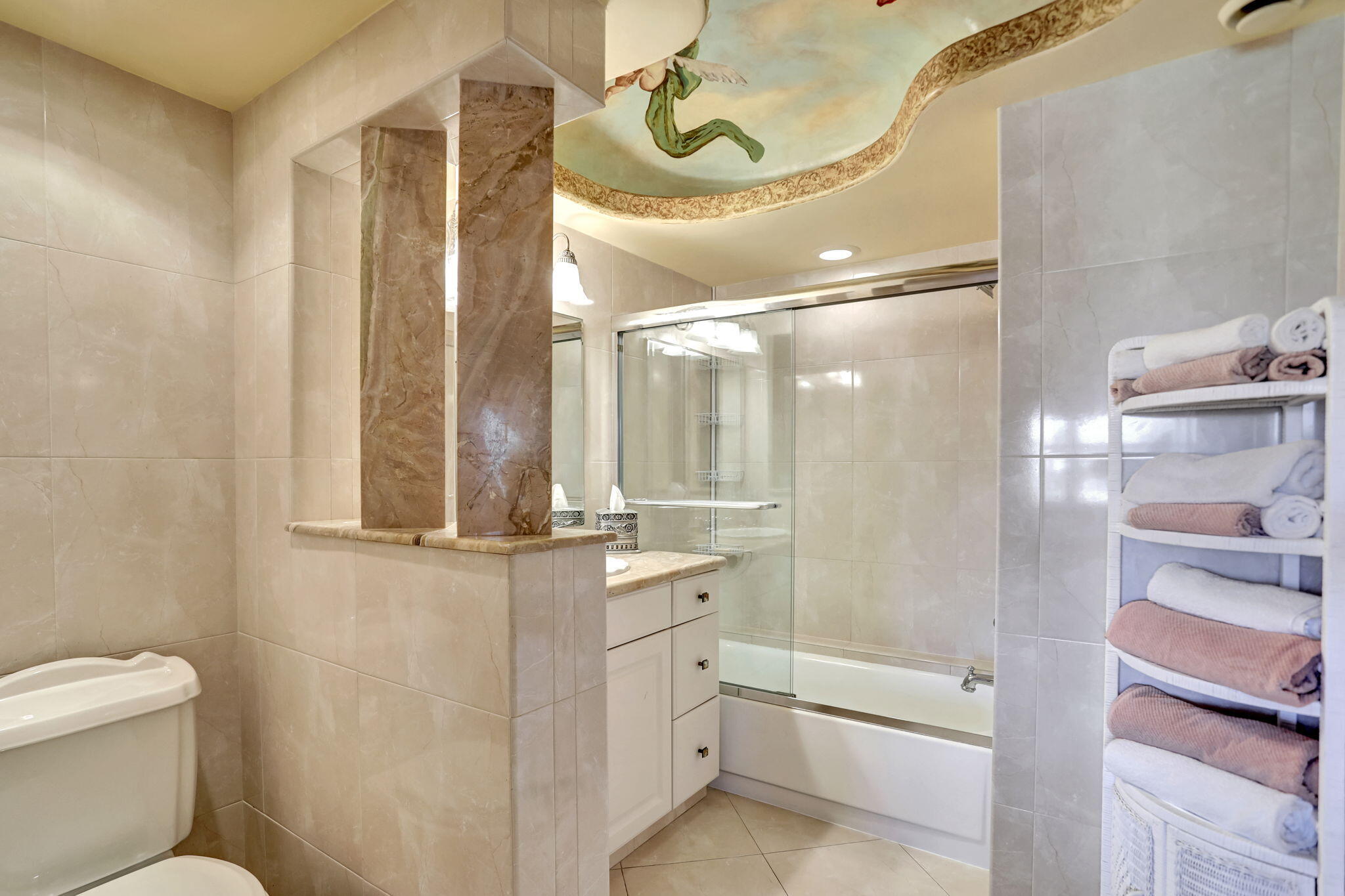 2871 N Ocean Blvd D 216