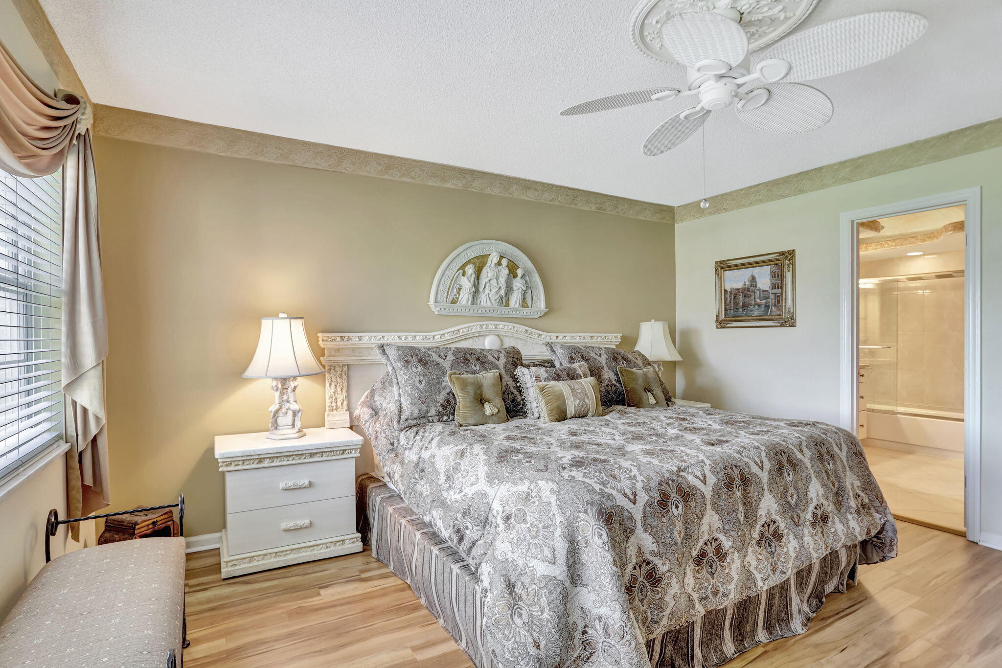 2871 N Ocean Blvd D 216