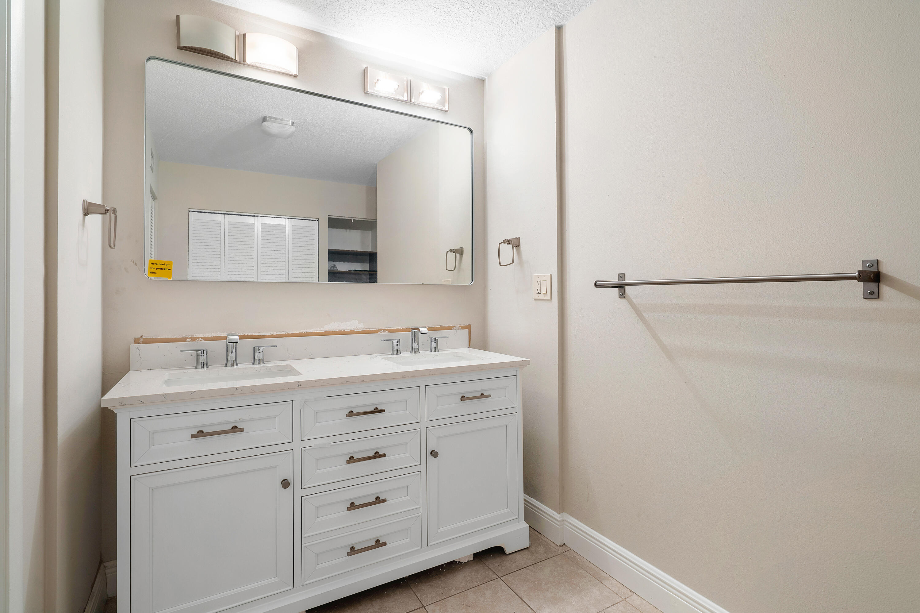 2818 N 46th Avenue K687