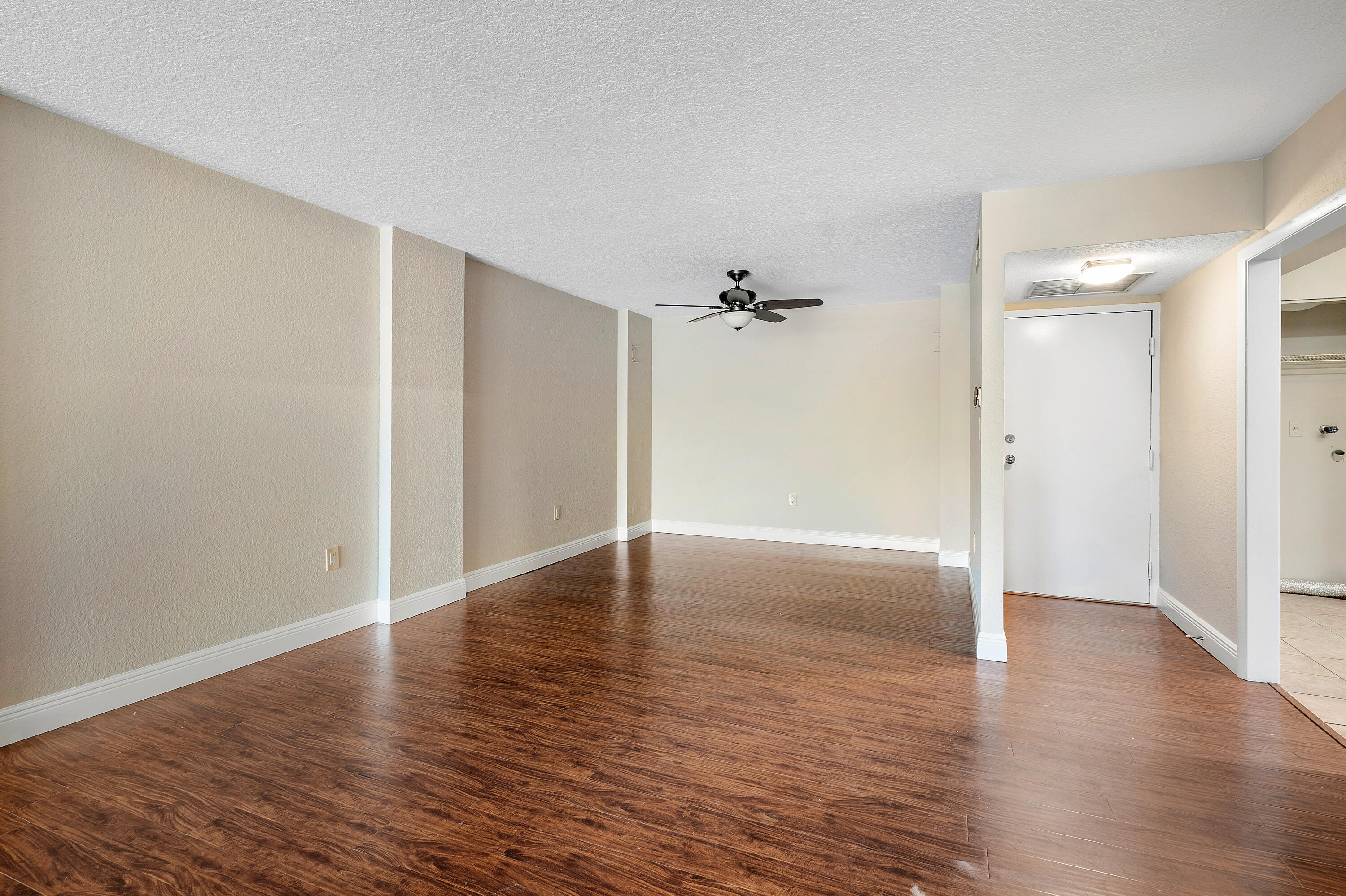 2818 N 46th Avenue K687