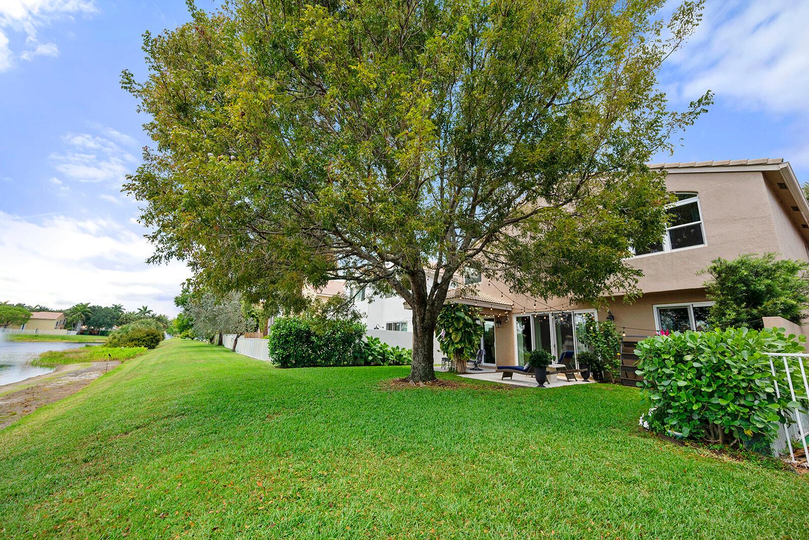 5066 Greenwich Preserve Court