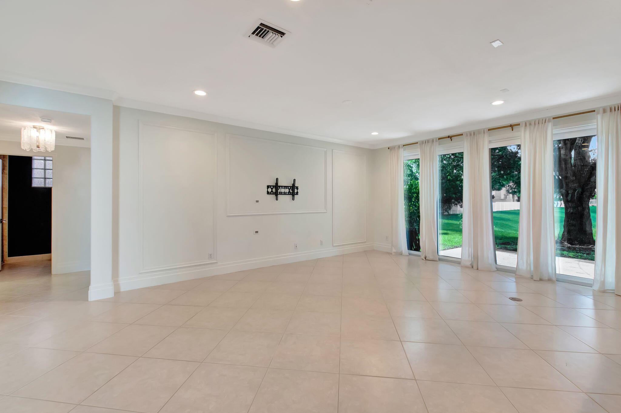 5066 Greenwich Preserve Court