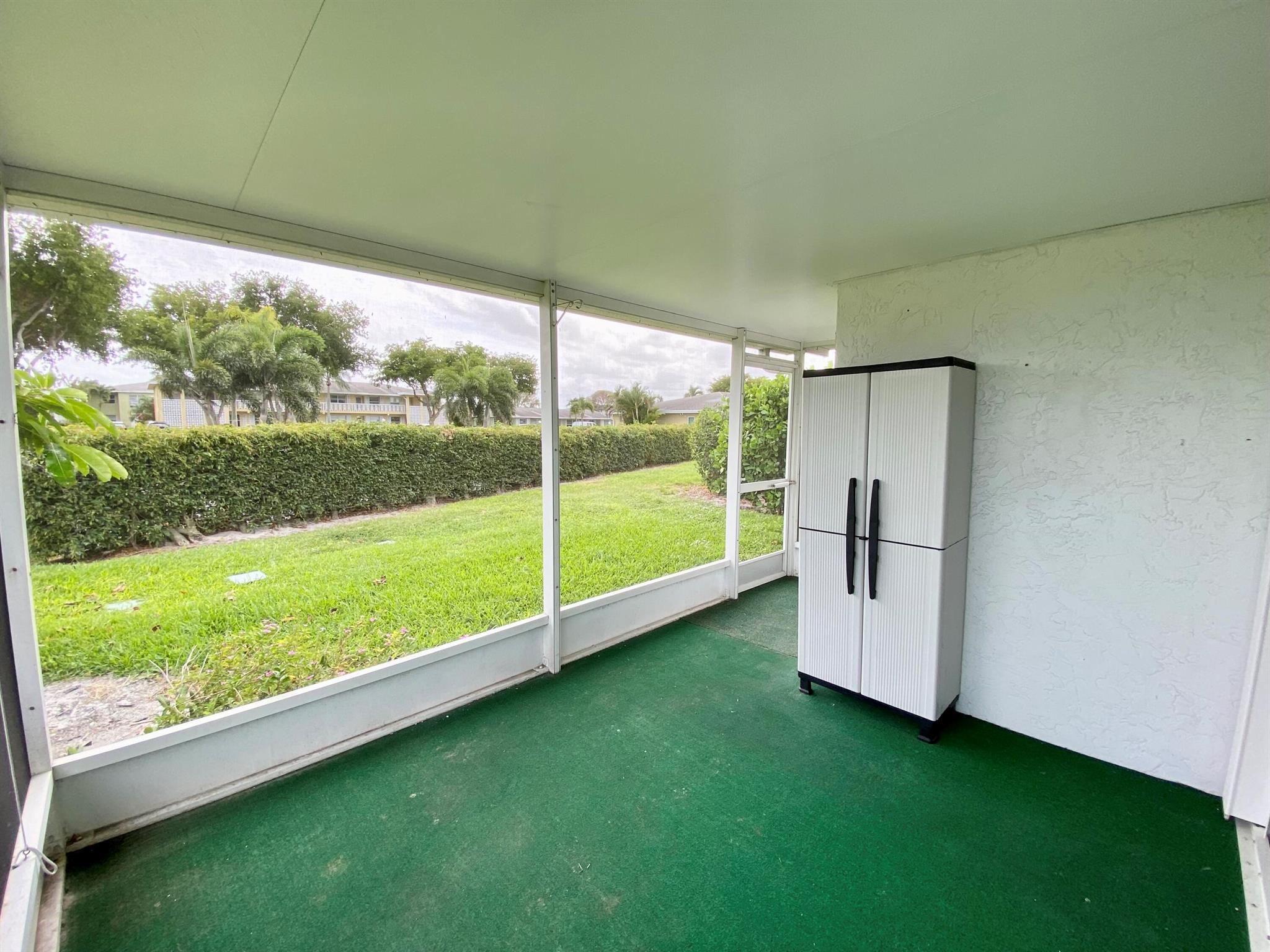 1041 Silk Oak Terrace A