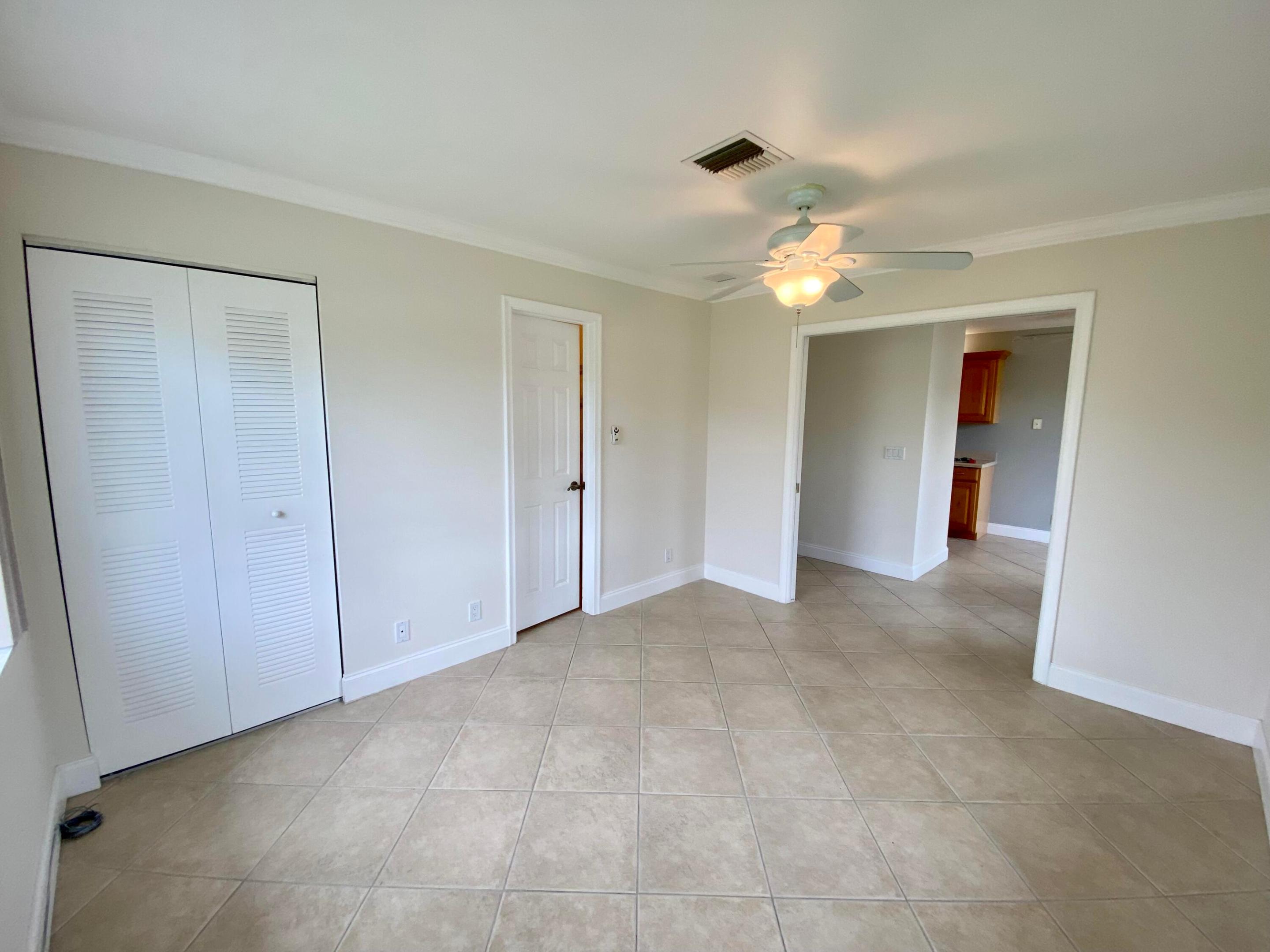 1041 Silk Oak Terrace A