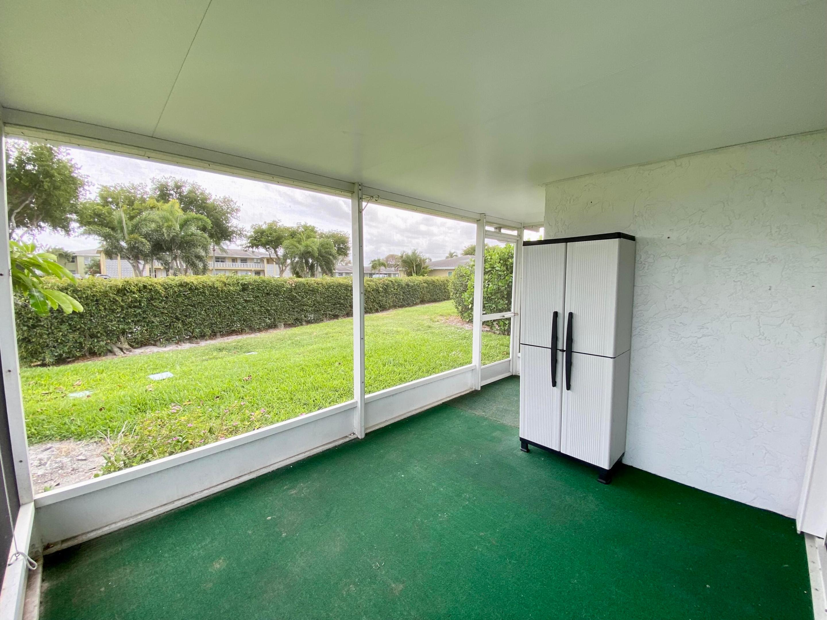 1041 Silk Oak Terrace A