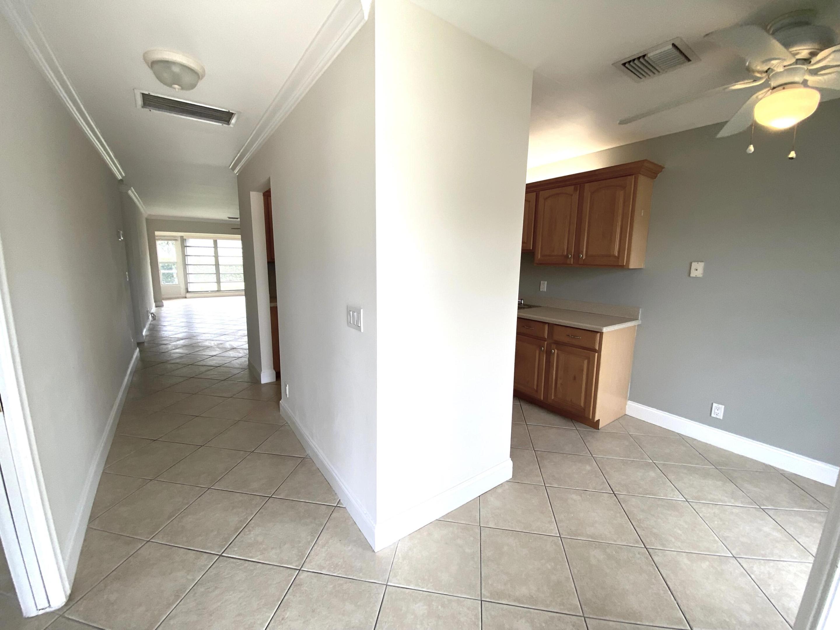 1041 Silk Oak Terrace A