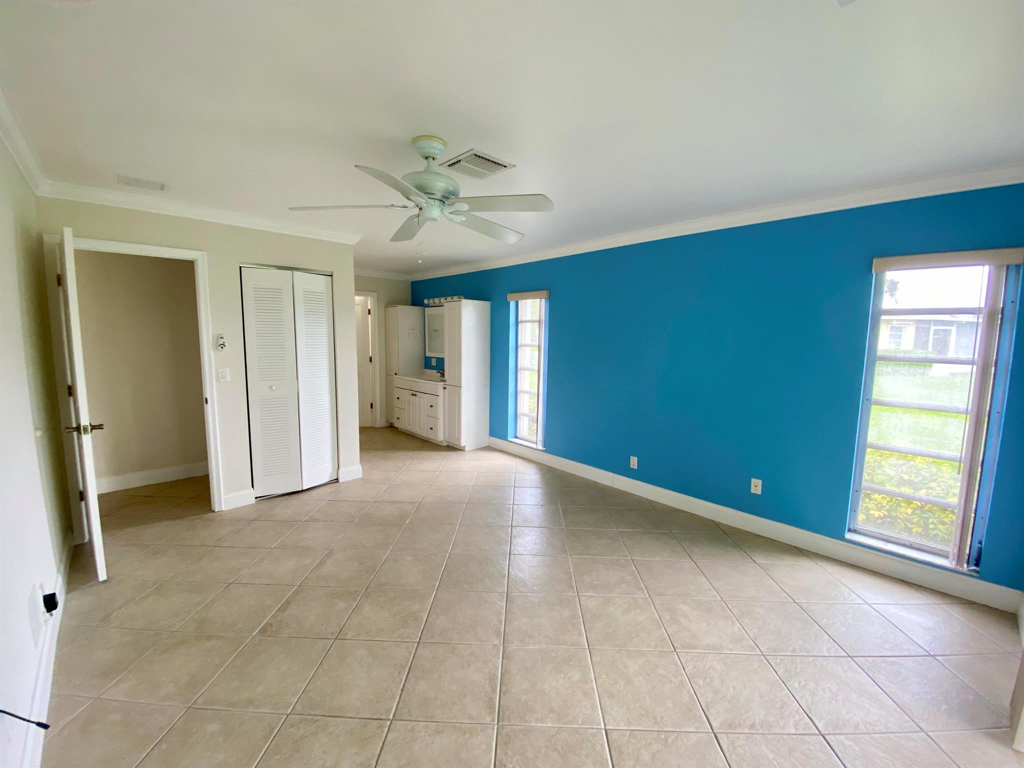 1041 Silk Oak Terrace A