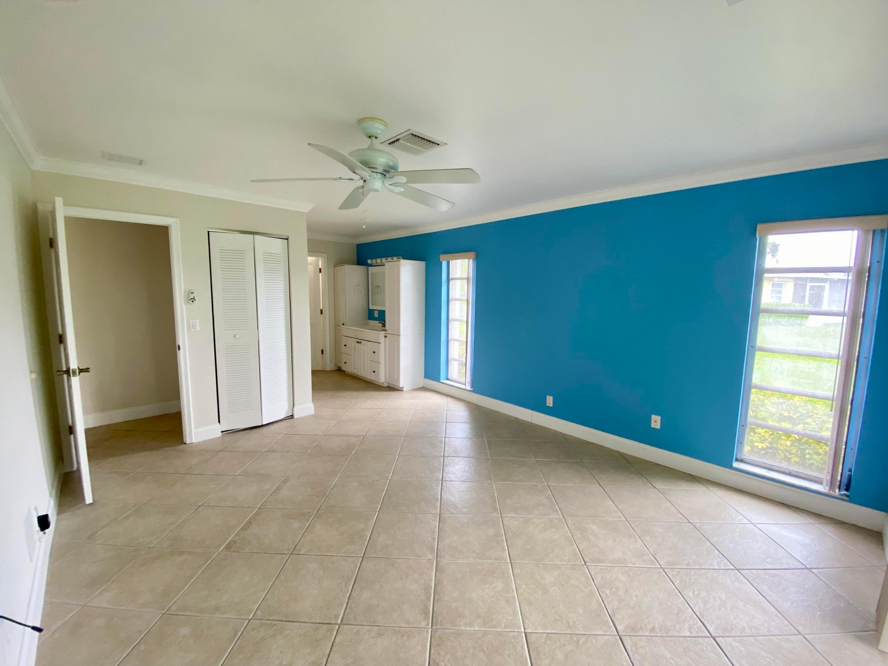 1041 Silk Oak Terrace A