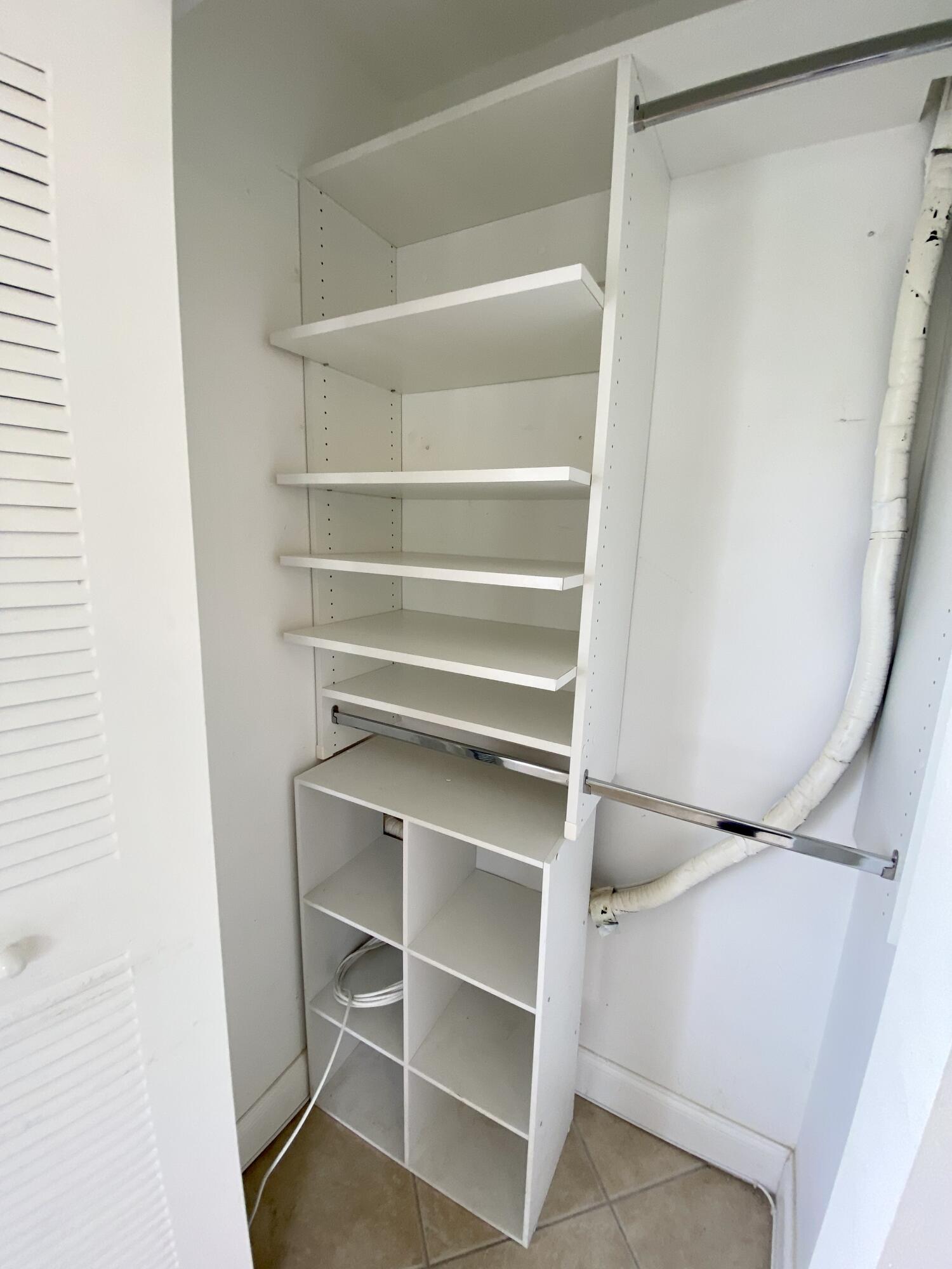 1041 Silk Oak Terrace A