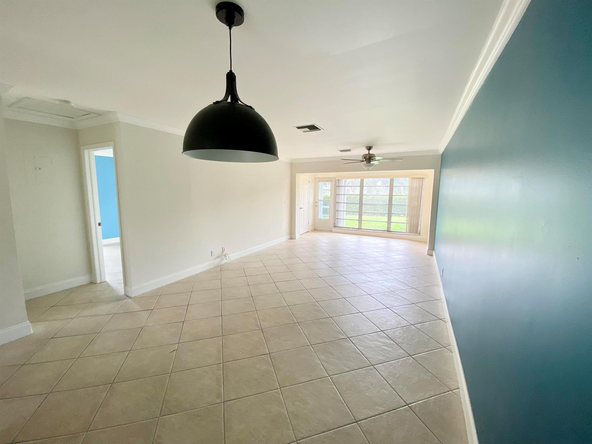 1041 Silk Oak Terrace A