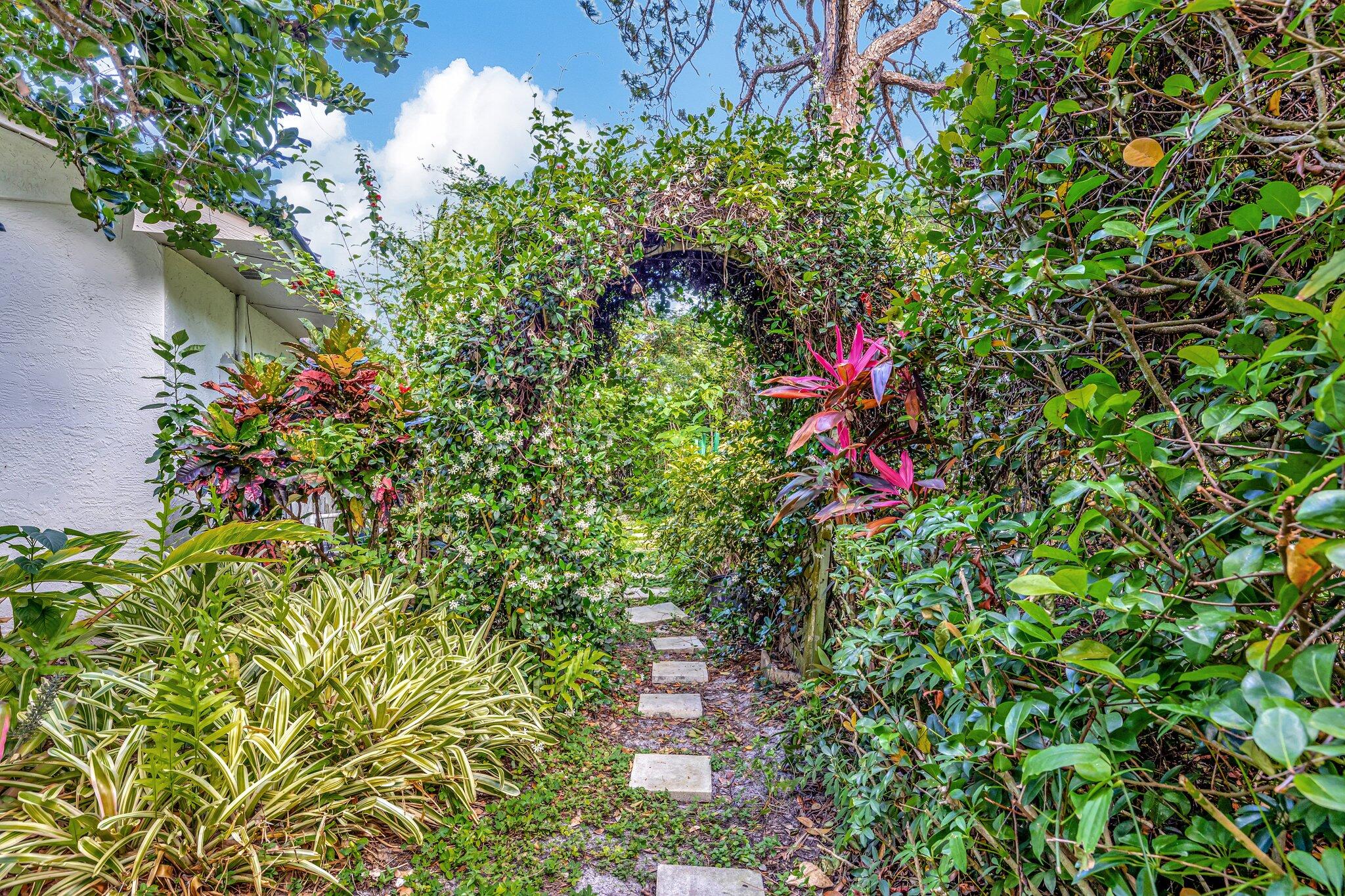 3400 Pine Haven Circle