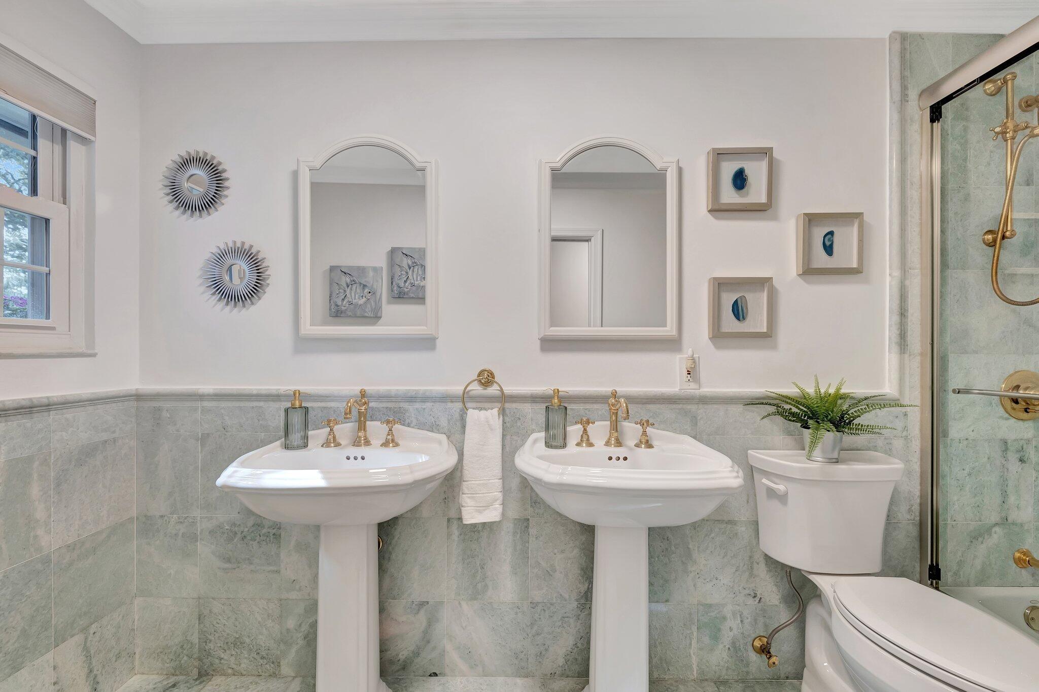 3400 Pine Haven Circle