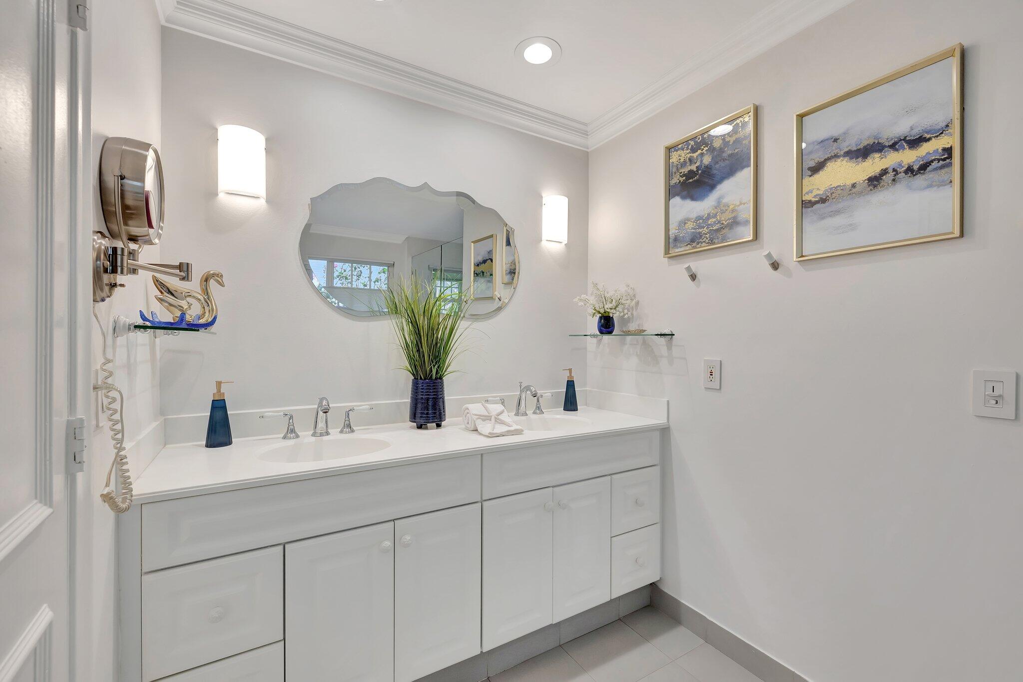 3400 Pine Haven Circle