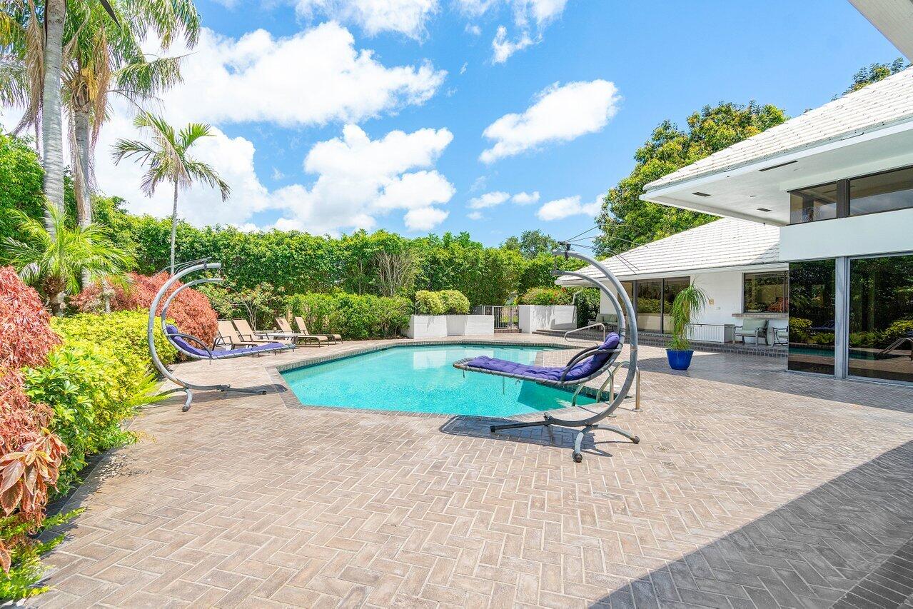 4665 Bocaire Boulevard