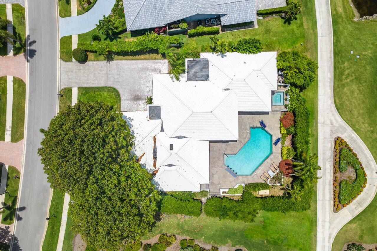 4665 Bocaire Boulevard