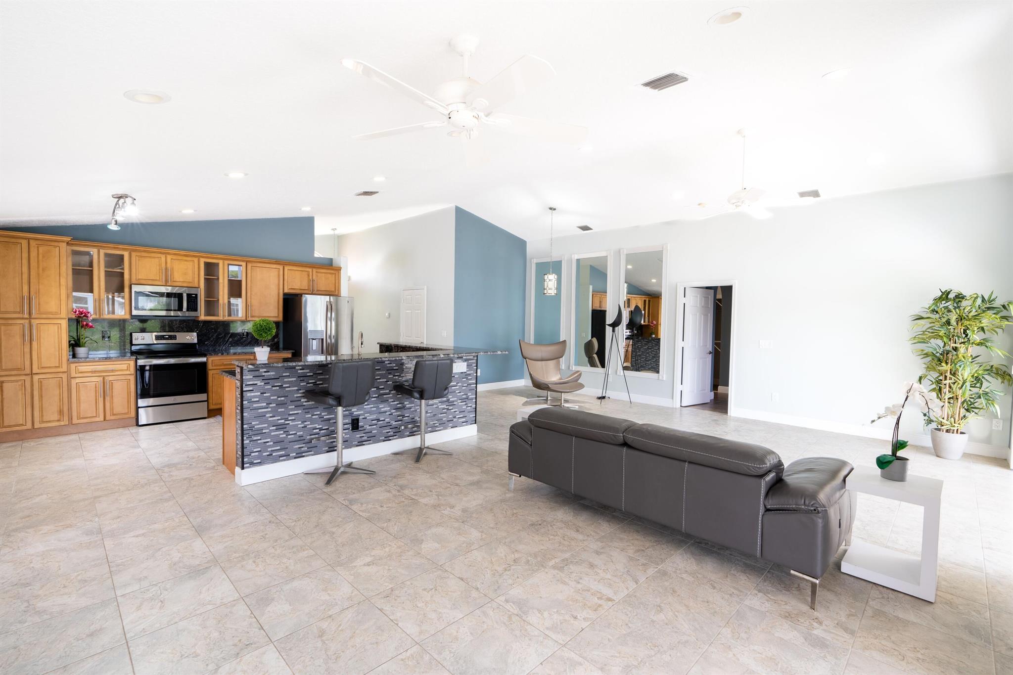 8776 Chunnel Terrace