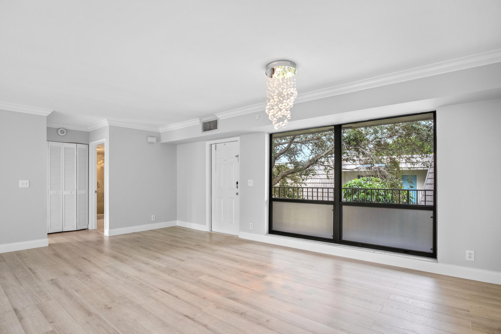 1120 Homewood Boulevard G204